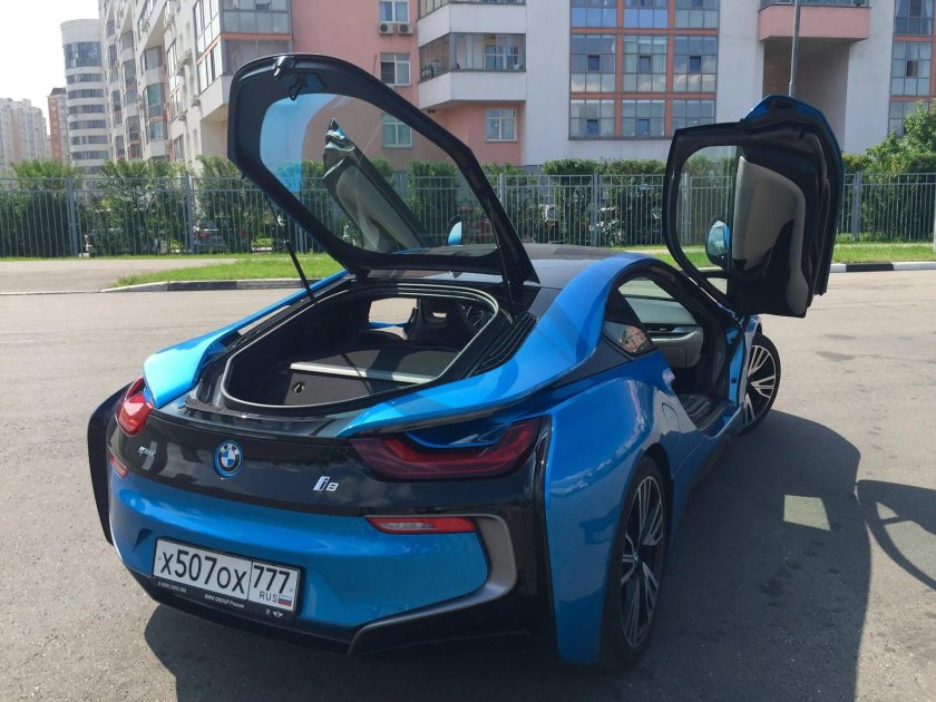Бмв i8 синяя