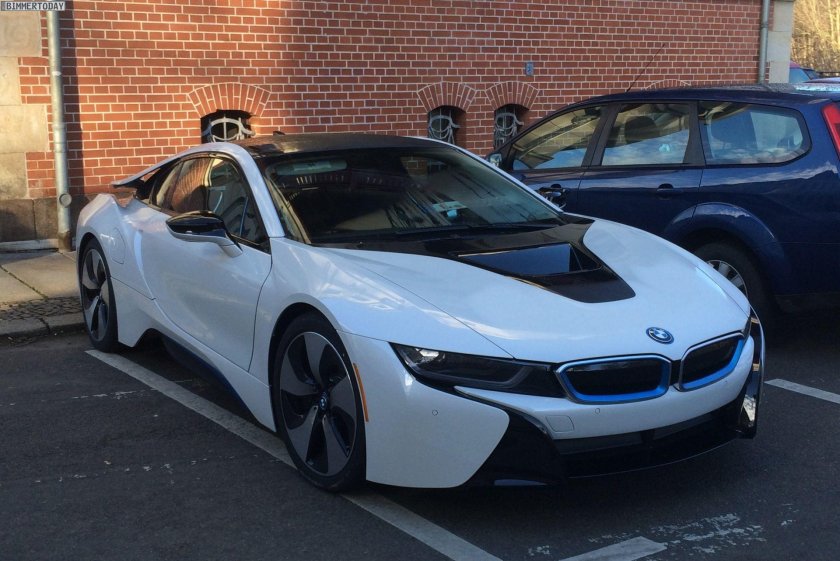 Новая BMW i8