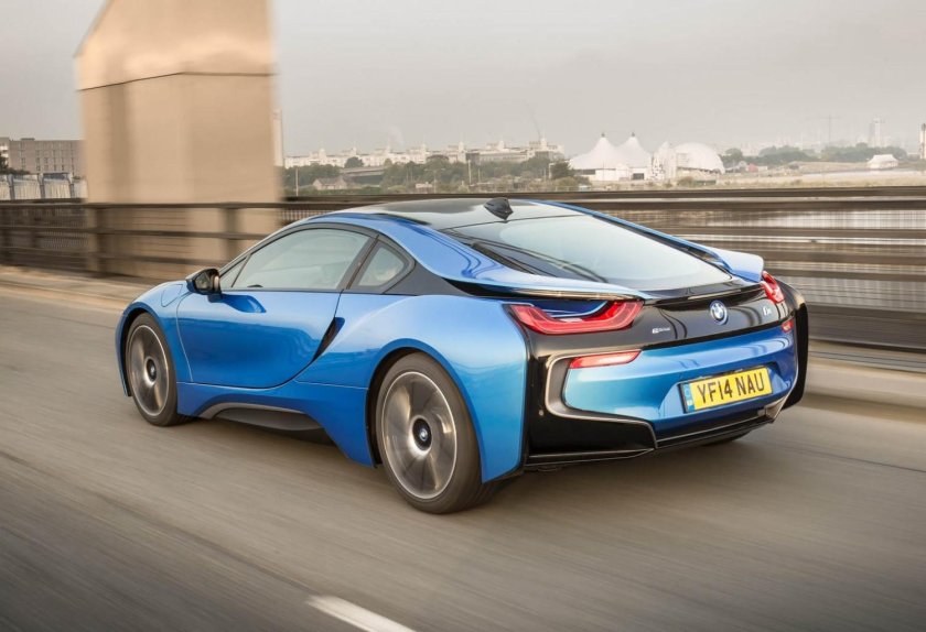 BMW гибрид i8