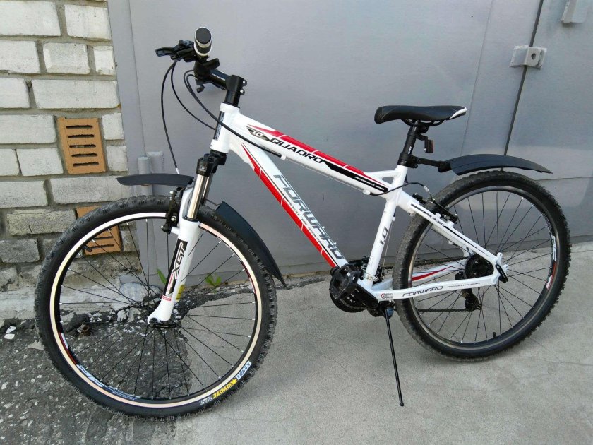 Велосипед forward Quadro 1.0