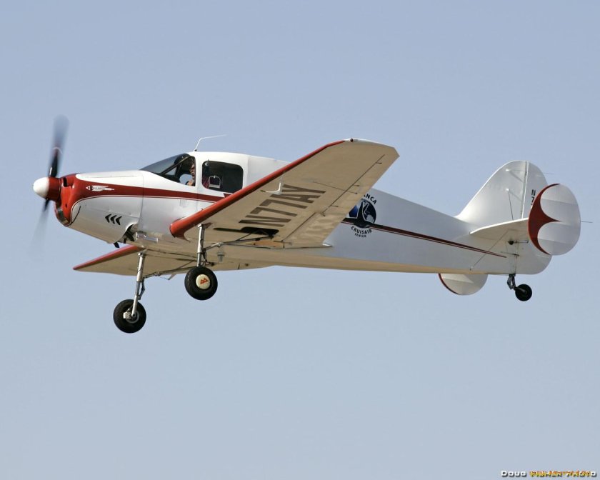 Одномоторный самолет