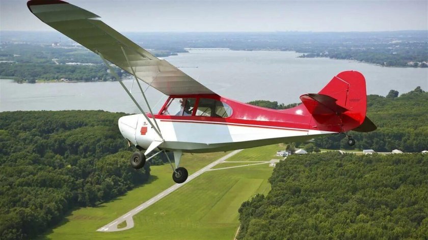 Самолет Bristell