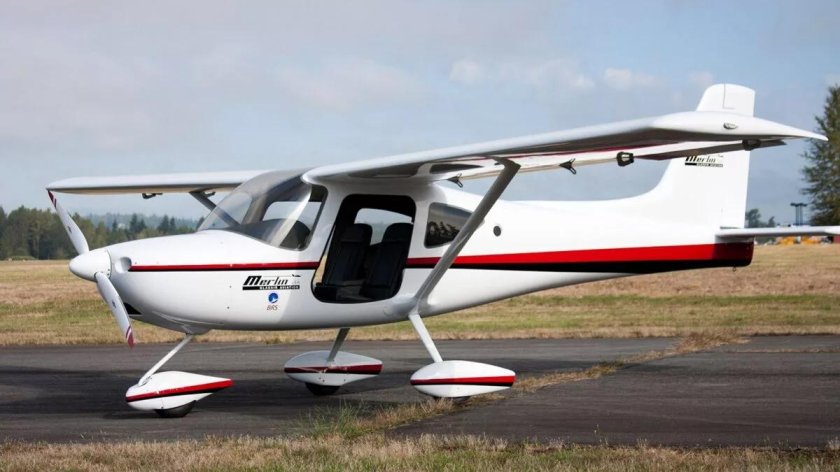 Частный легкомоторный самолет Cessna