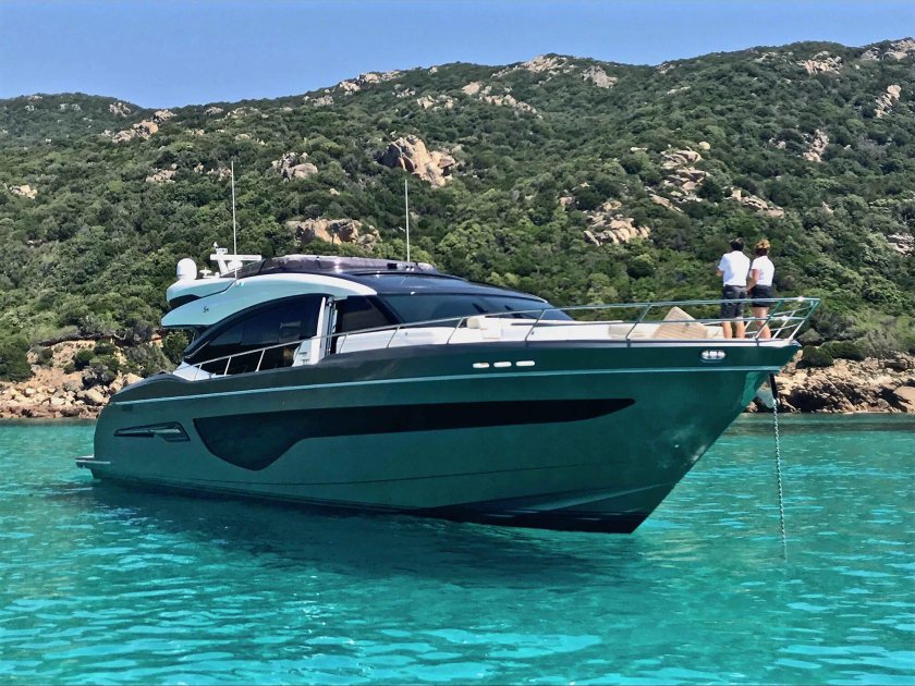 Яхта Princess s78