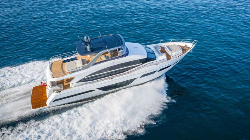 Яхта Princess y78