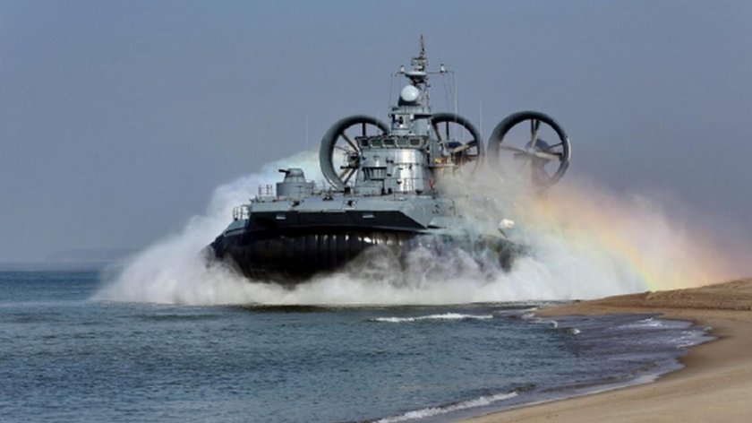 Малый десантный корабль ЗУБР