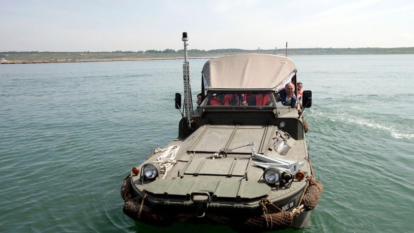 Вездеход-амфибия ГАЗ 46