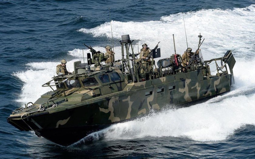 Катер Раптор