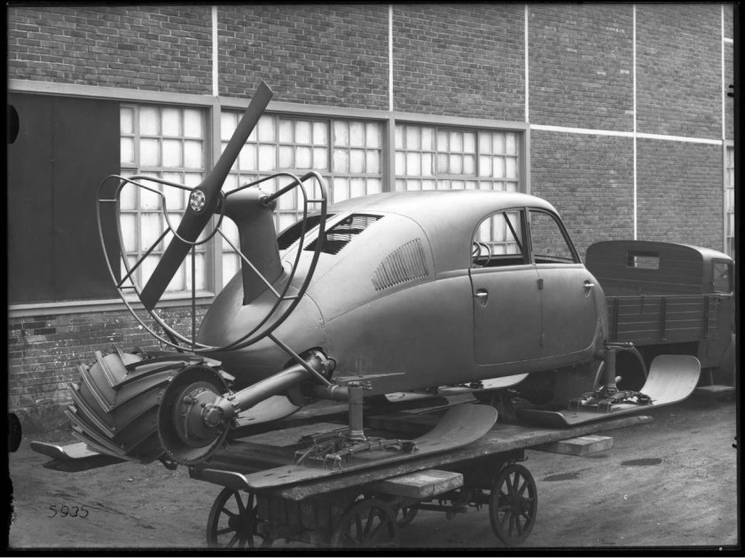 Аэросани Tatra v855