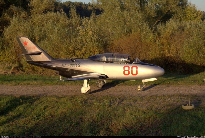 Яковлев як-30