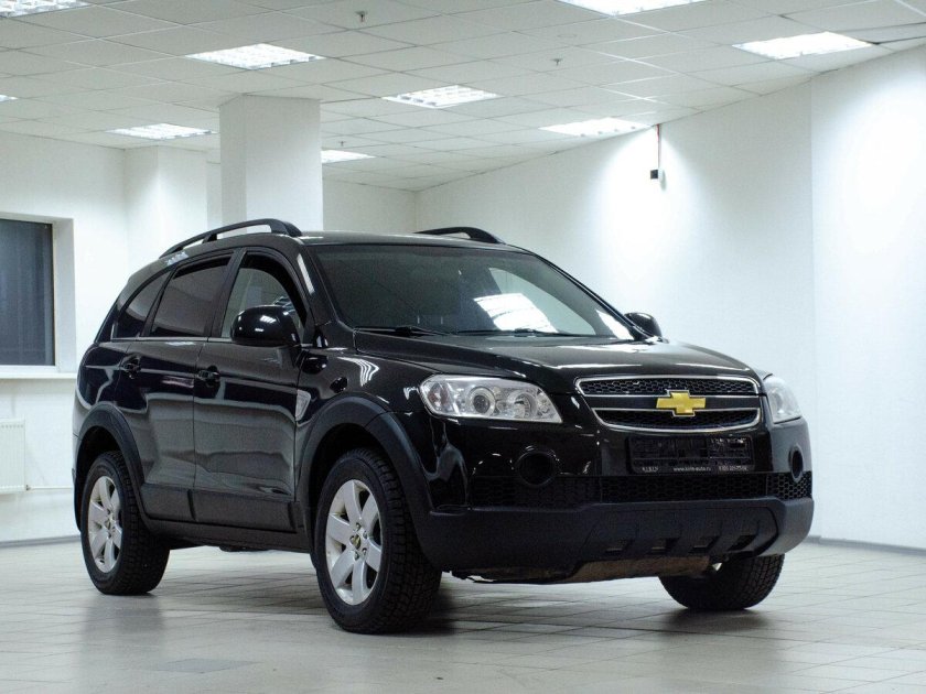 Шевроле Каптива 2008 черная