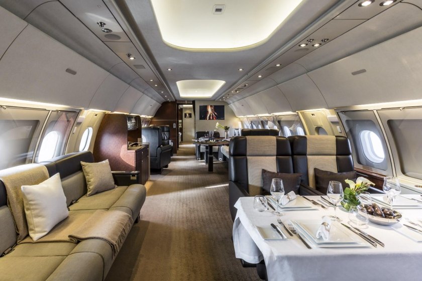 Airbus a318 самолет