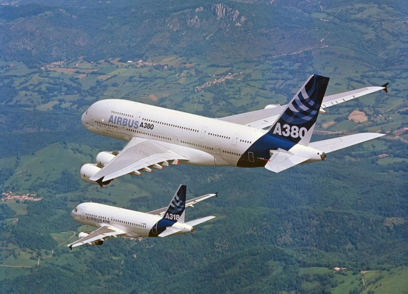 Airbus a318 самолет