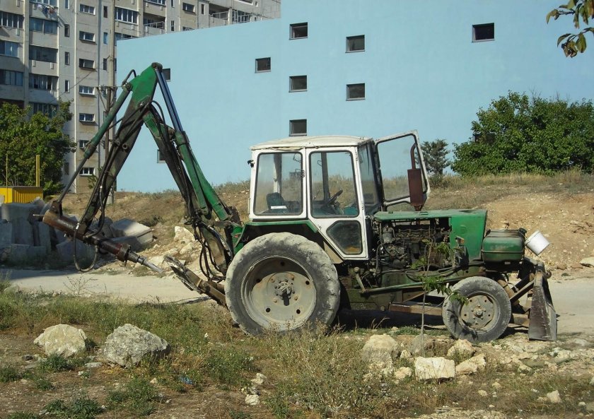 Трактор ЭО 2621