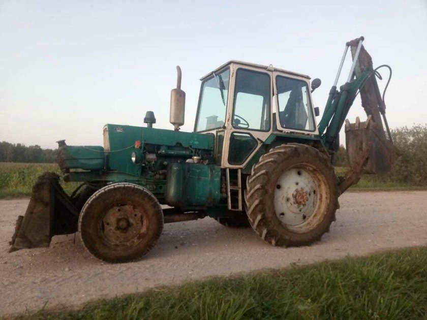 Трактор колесный ЮМЗ-6л