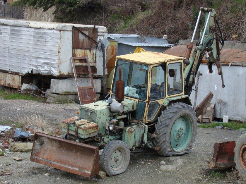 ЮМЗ 6кл ЭО 2621