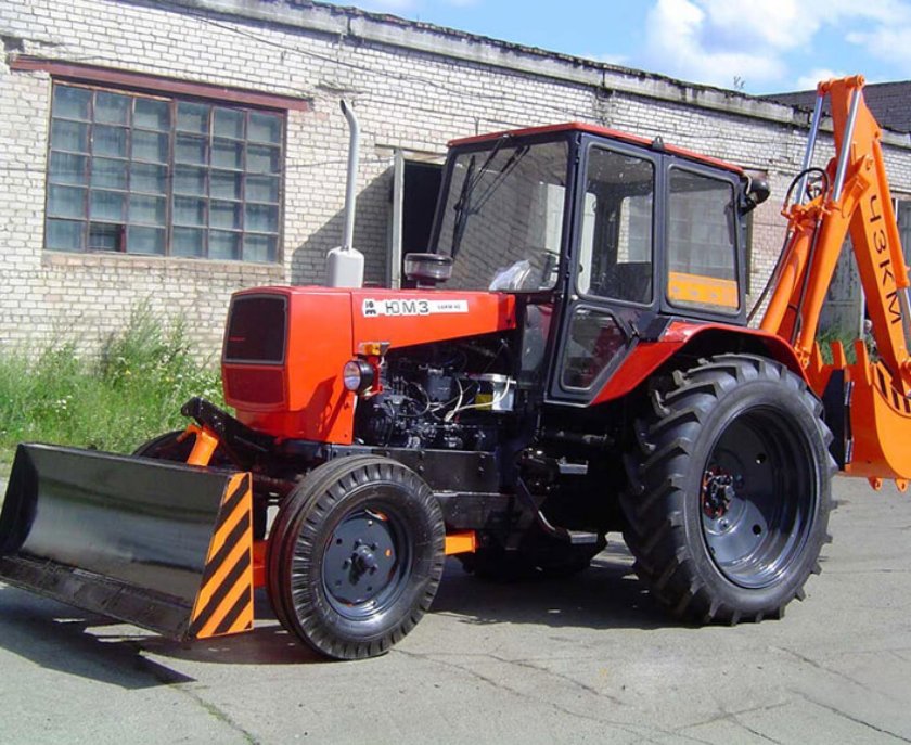 Трактор ЭО 2621