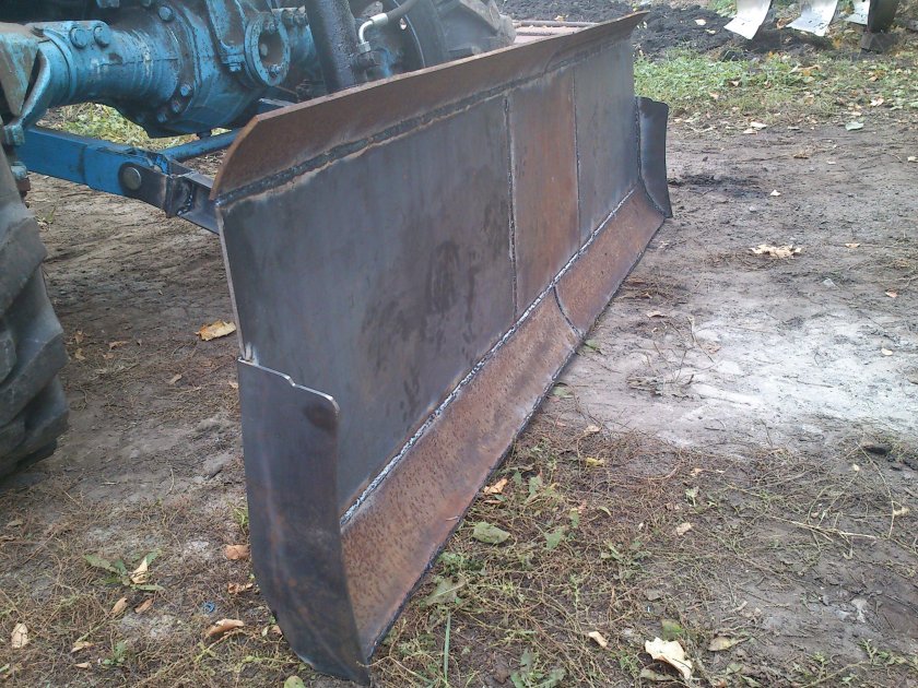 Отвал спереди на т 40