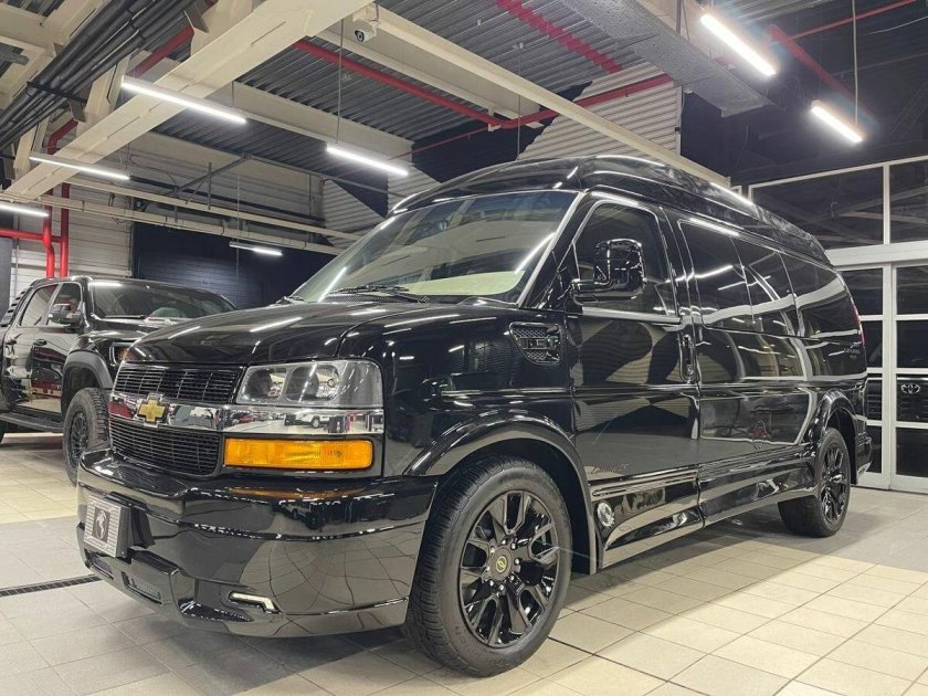Chevrolet express 2021