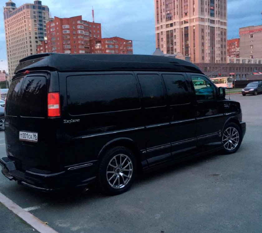 Минивэн Шевроле эксплорер