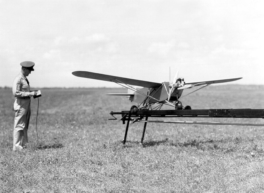 БПЛА-мишень Radioplane oq-2