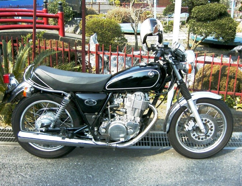 Yamaha sr400