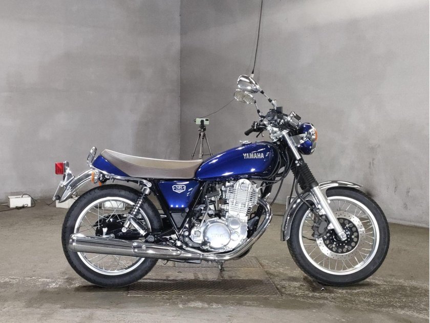 Yamaha sr400
