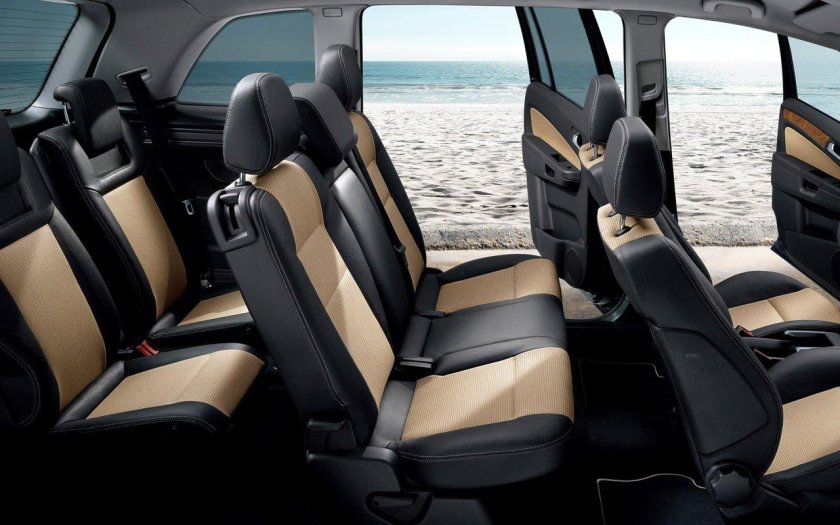 Опель Зафира 2008 салон