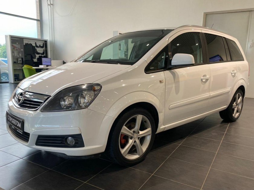 Опель Зафира 2012