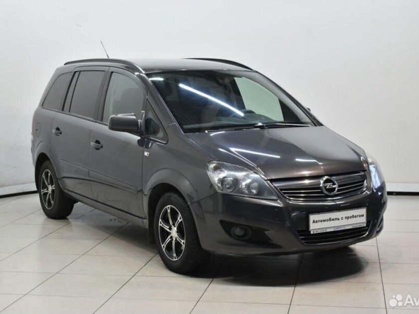 Опель Зафира 2012
