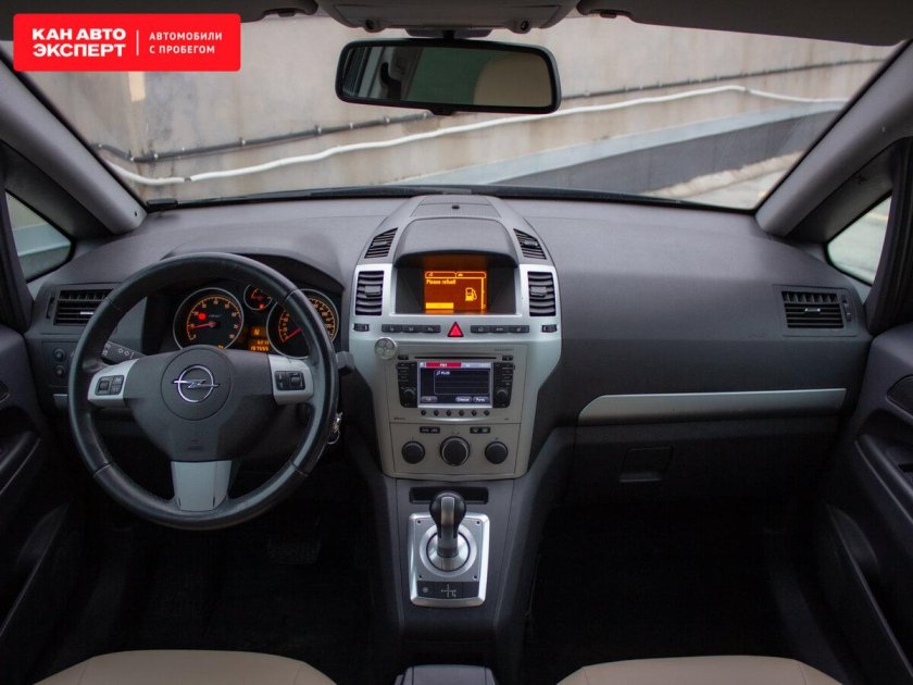Опель Зафира 2008 2.2 автомат
