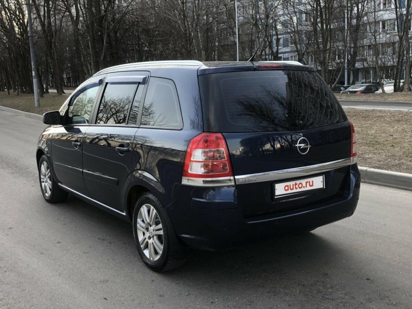 Opel Zafira 2012