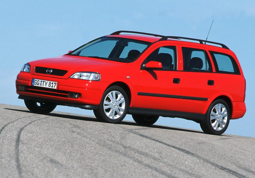 Opel Astra g 2000 универсал