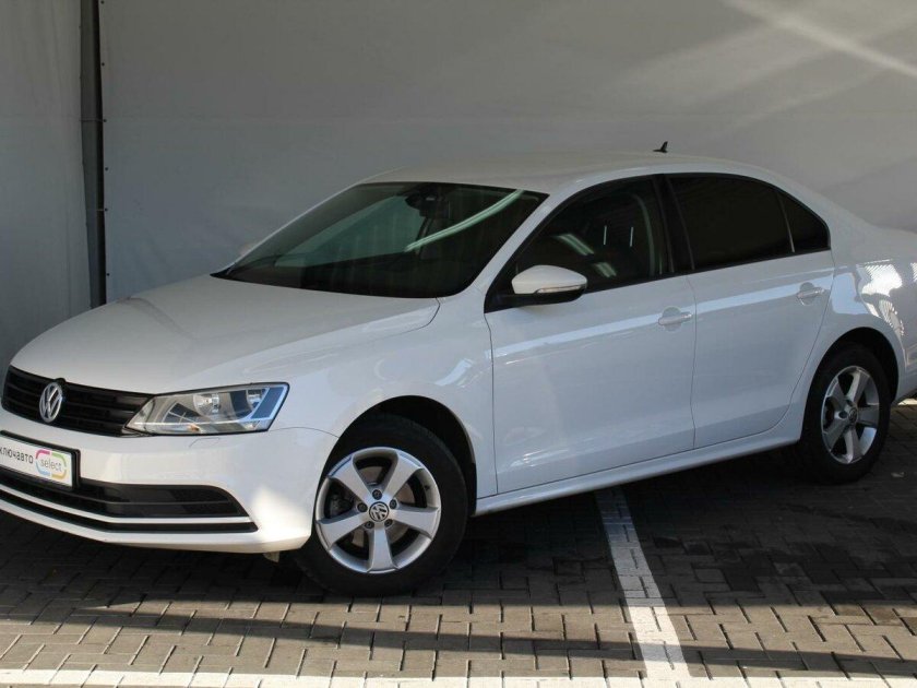 Volkswagen Jetta 2015 белая