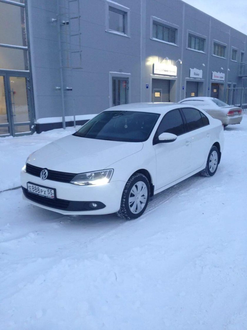 Volkswagen Jetta 6 белый
