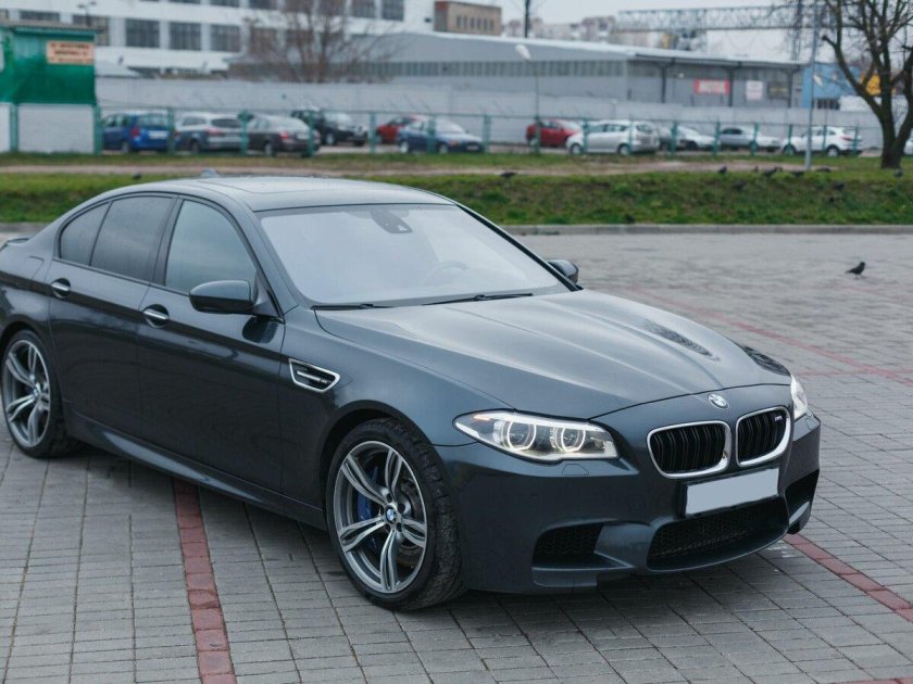 BMW f10 рест