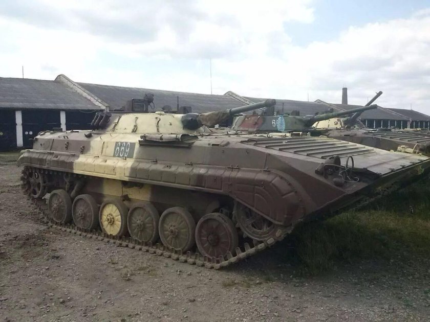 Боевая разведывательная машина БРМ-1к