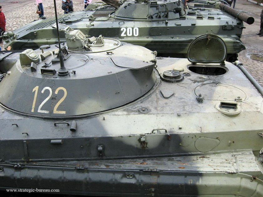 Боевая разведывательная машина БРМ-1к