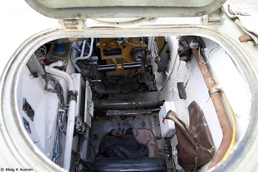 Боевая разведывательная машина БРМ-1к