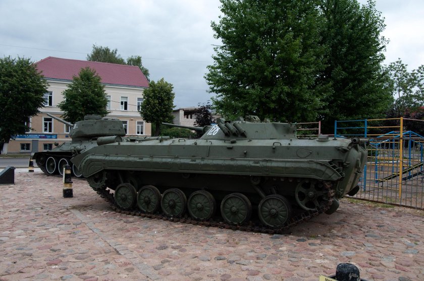 Енакиево памятник бмп