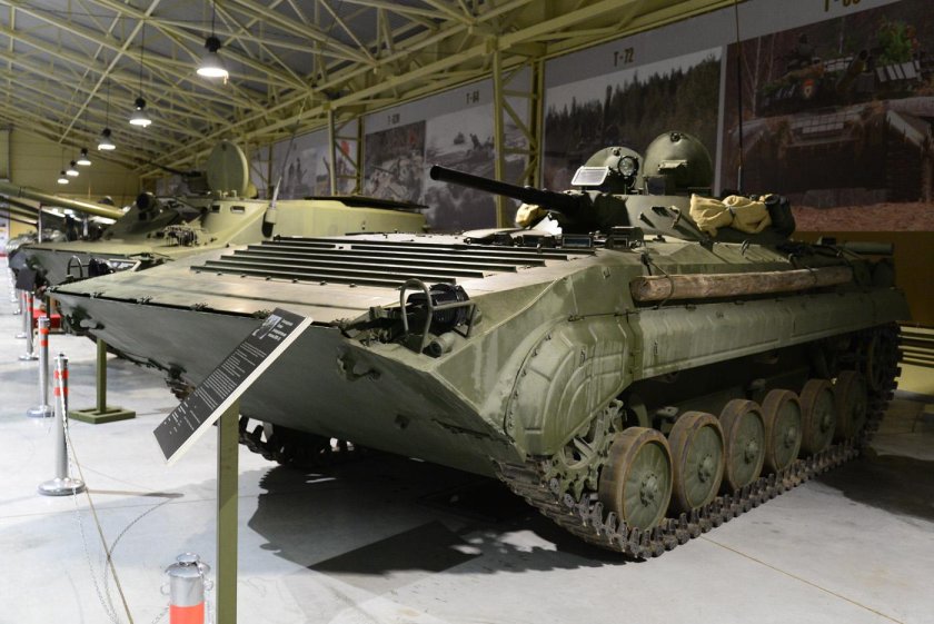 Боевая разведывательная машина БРМ-1к