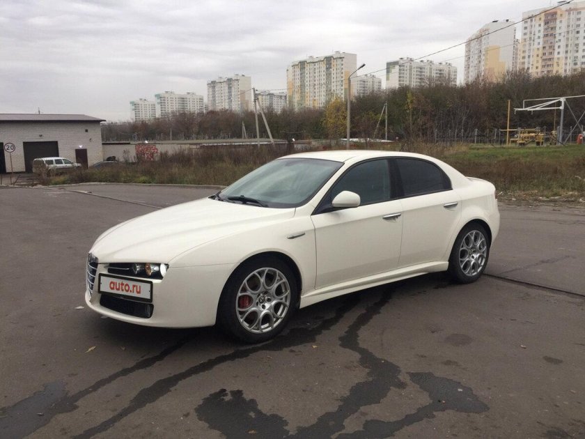 Alfa Romeo 159 White