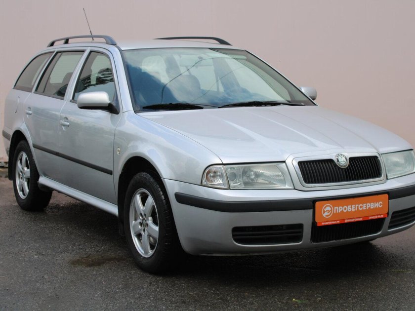 Шкода Октавия универсал 2006