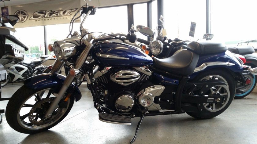 Ямаха 950 кубов мотоцикл