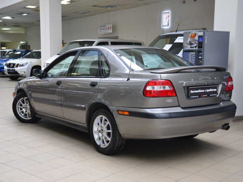 Volvo s40 2004