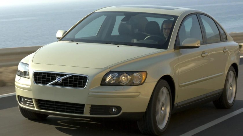 Вольво s40 2004