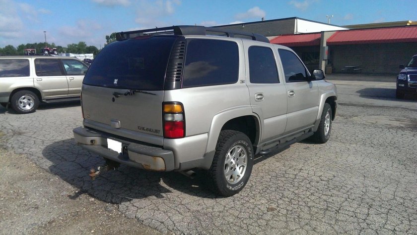 Chevrolet Tahoe 2004