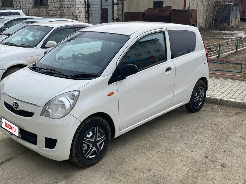 Daihatsu mira 2008