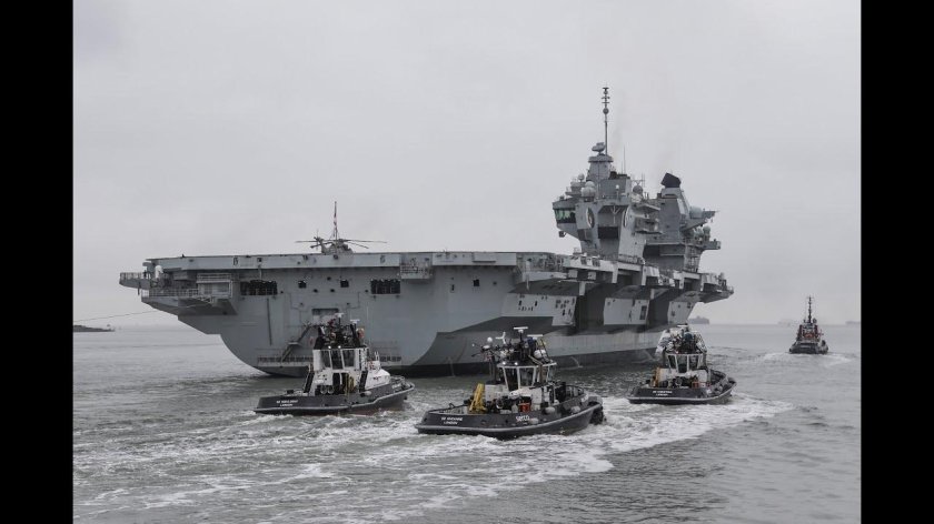 Британский авианосец HMS Argus