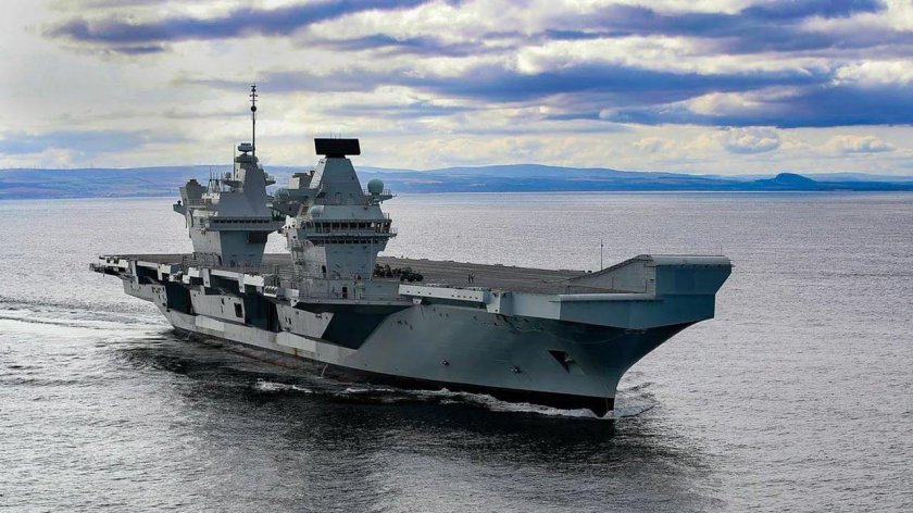 Британский авианосец HMS Prince of Wales